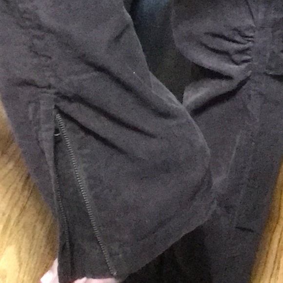 Bcbgmaxazria corduroy size 4 - Picture 7 of 8